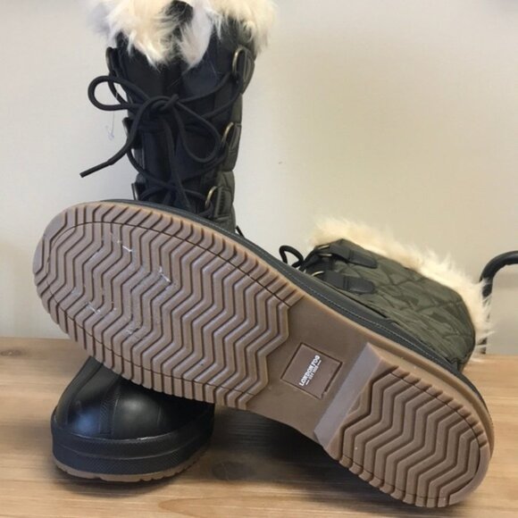 London Fog Quilted Winter Boots - Black and Green - Picture 5 of 5